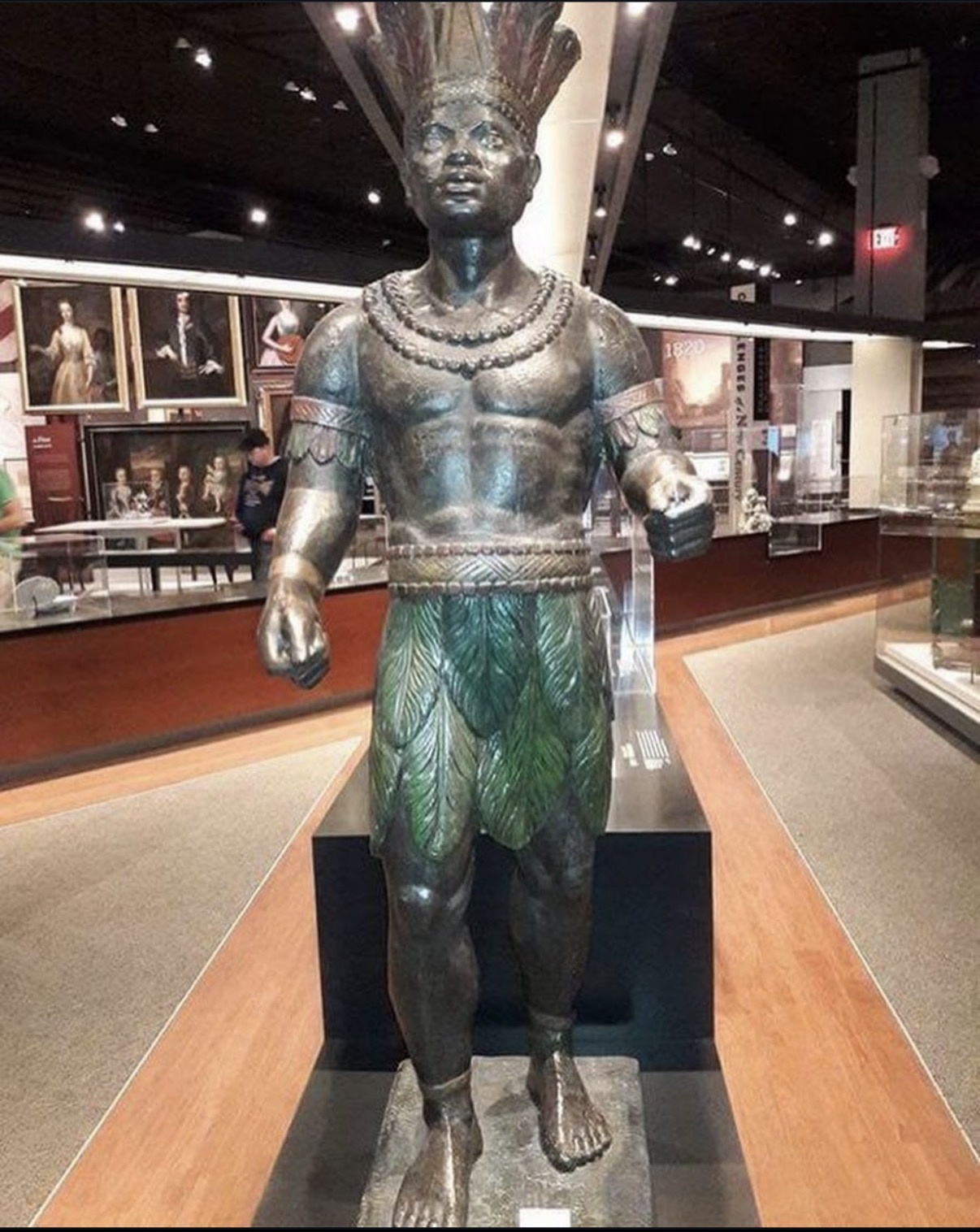 Aboriginal American statue — Richmond Museum