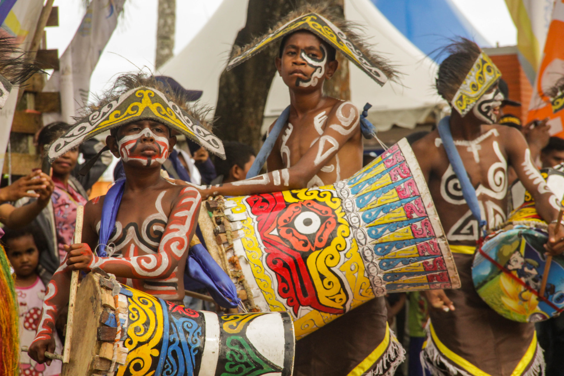 Papuan drummers — Papua New Guinea